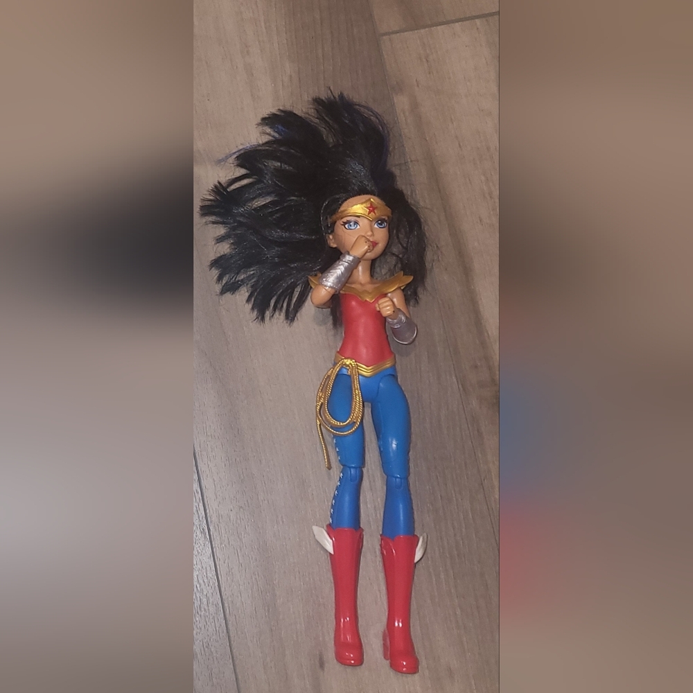 DC Super Hero Girls Wonder Woman Power Action Doll